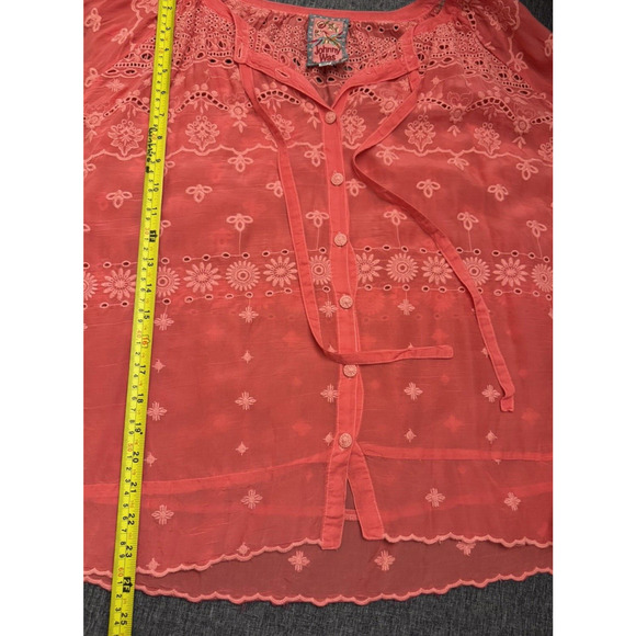 Johnny Was Tay Eylet Floral Embroidered Button Up Top Passionfruit Size Medium - Picture 6 of 8